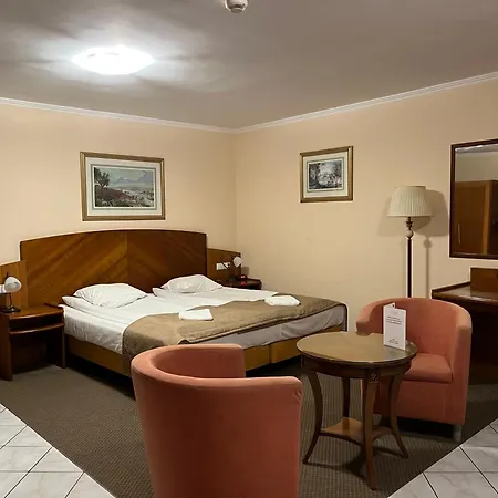 Apart-hotel Hit &