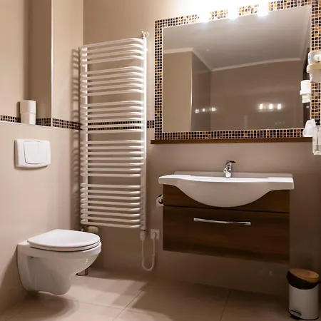 Metro Wileńska Hotel apartamentowy 2*