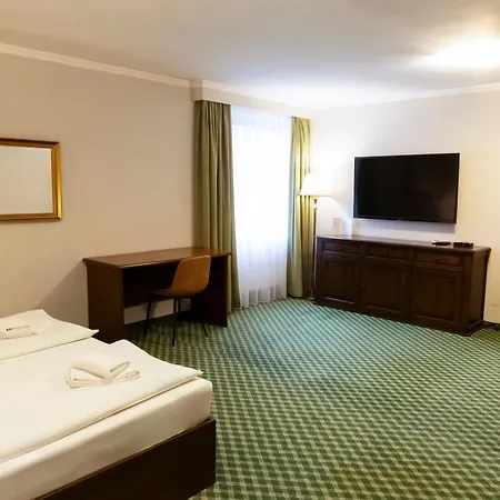 Hit & Apartahotel 4*