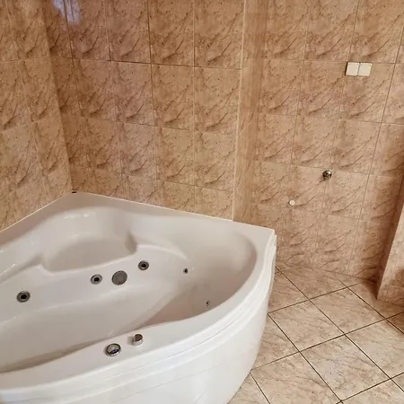 Hotel apartamentowy Metro Wileńska Warszawa
