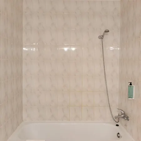 Apartahotel Hit & 4*