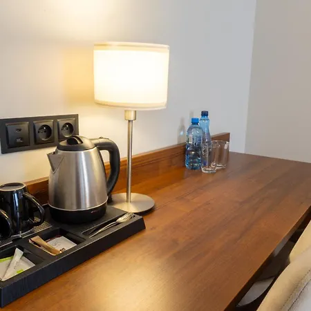 Metro Wileńska Hotel apartamentowy Warszawa