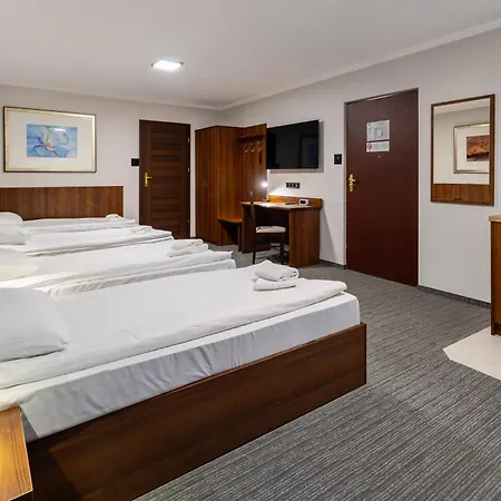 Apartahotel Hit & 4*