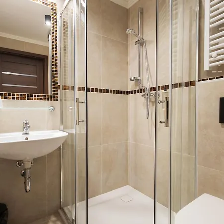 Hit & Apartahotel 4*