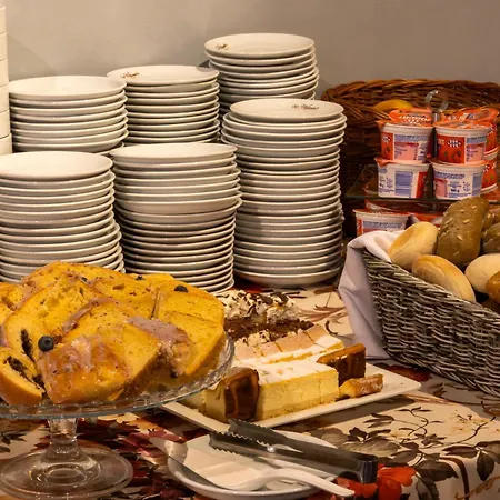 Hit & Апарт-отель 4*