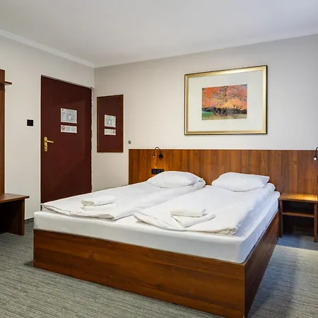 Hit & Варшава