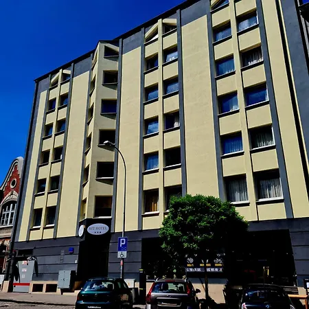 Hit & Apartahotel 4*