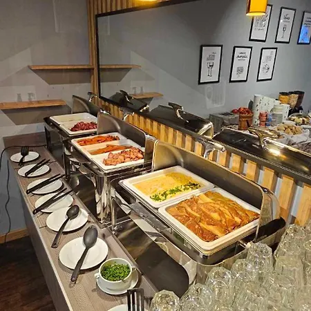 Hit & 4*